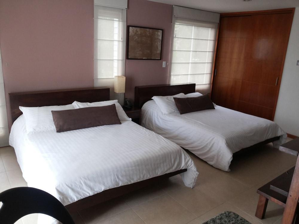 Cyan Suites Poblado By Mde Bnb Medellín Exteriör bild