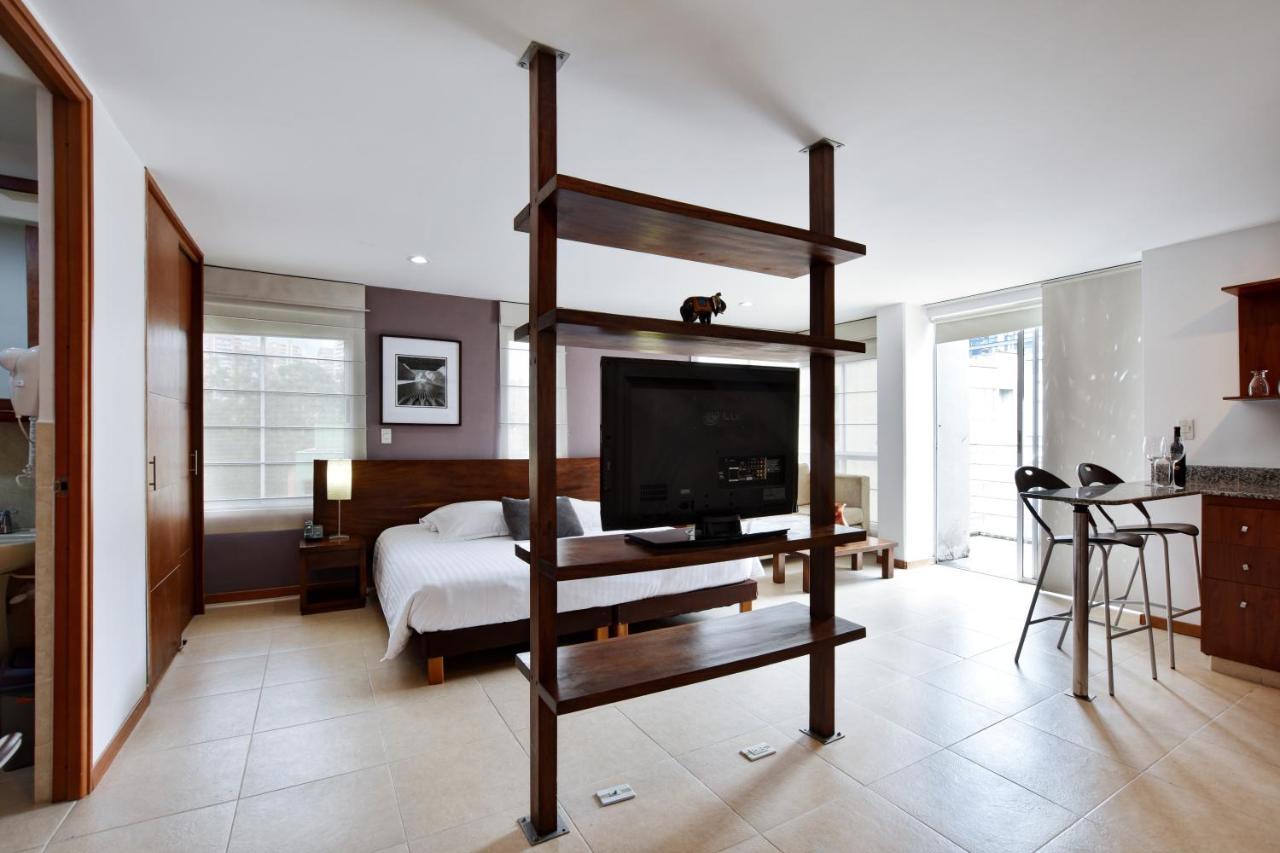 Cyan Suites Poblado By Mde Bnb Medellín Exteriör bild