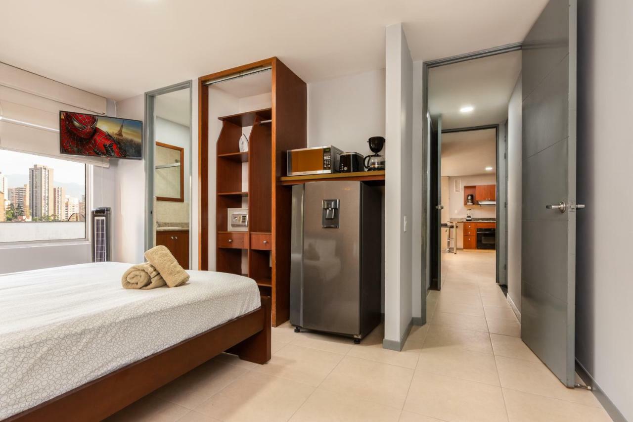 Cyan Suites Poblado By Mde Bnb Medellín Exteriör bild
