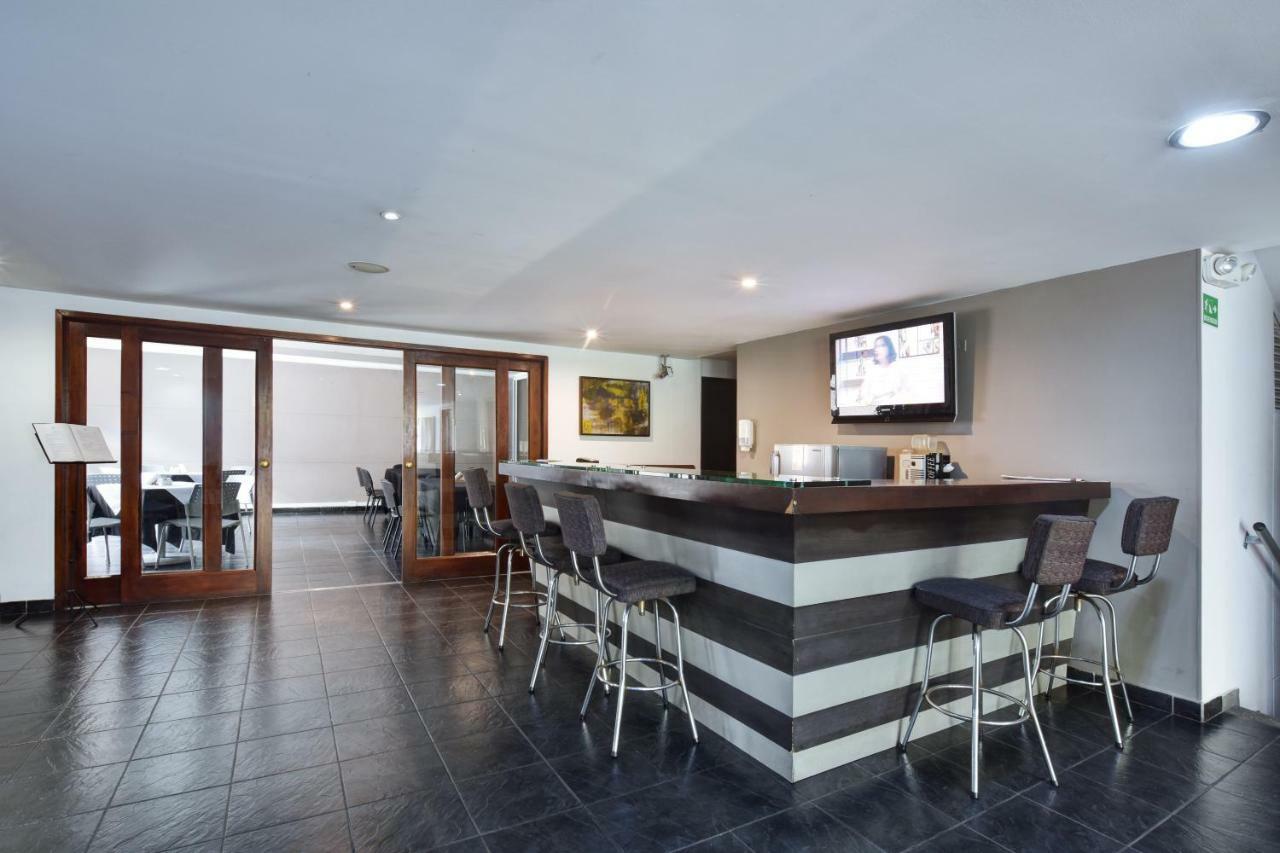 Cyan Suites Poblado By Mde Bnb Medellín Exteriör bild